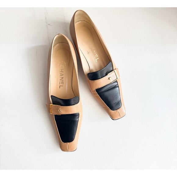Vintage Chanel Two Tone White Beige Leather Loafers 36 - Picture 11 of 15
